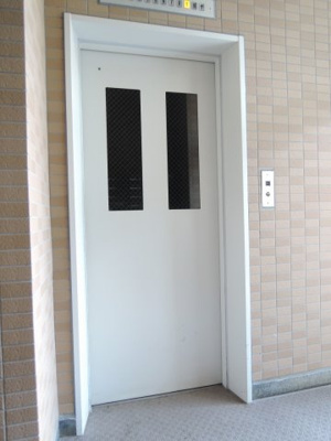 【その他共用部分】 | 子安台第二ビル | エレベーター