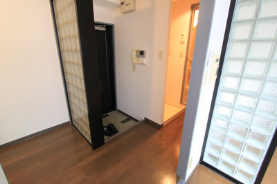 【玄関】 | 五位堂片岡マンション | 玄関です