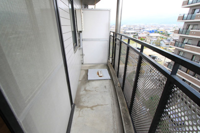 【バルコニー】 | 五位堂片岡マンション | バルコニー付きです