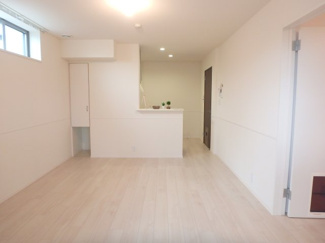 【居間・リビング】 | ペット共生型賃貸マンション・Fluffy