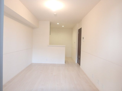 【居間・リビング】 | ペット共生型賃貸マンション・Fluffy