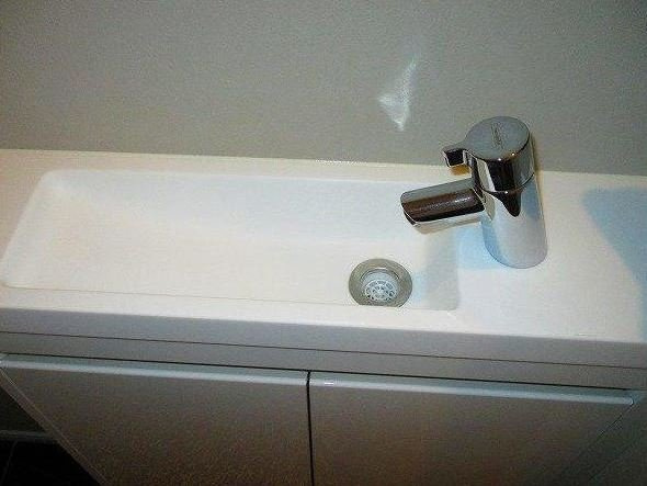 ＣＯＮＯＥ赤坂丹後町の設備|トイレ手洗い場付き