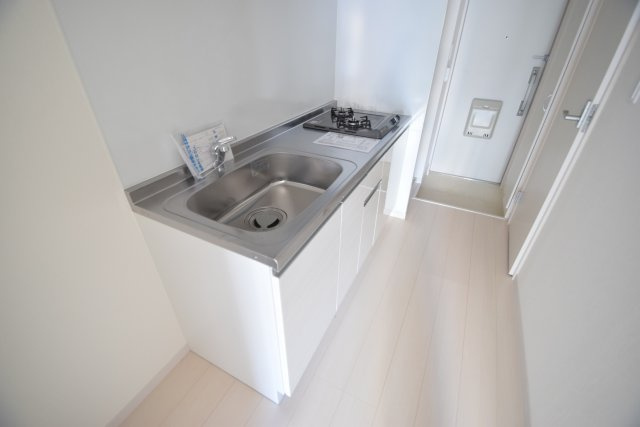 リブリ・上山町のキッチン|2口ガスコンロ付きです