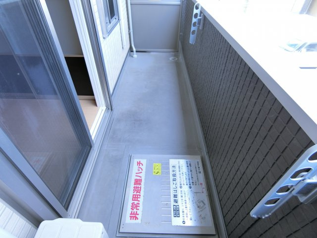 ディイゾラ北野田のバルコニー