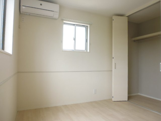 ミネットの寝室|洋室