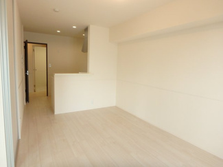 【居間・リビング】 | ペット共生型賃貸マンション・Fluffy