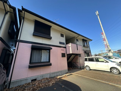 【駐車場】 | ザ・パークサイドB | いつでも目の届く敷地内に駐車場を完備しています♪お車をお持ちのファミリーさんにおすすめです！