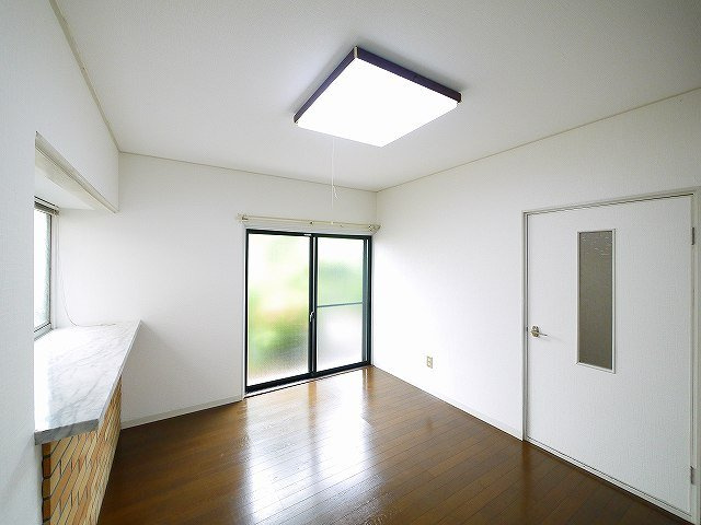 城一戸建（254）の洋室|スタンダードな洋室です