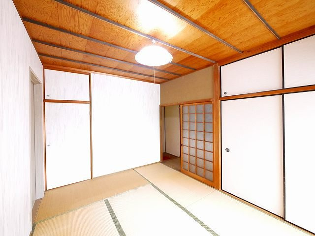 城一戸建（254）の和室|柔らかい畳が心地よい和室