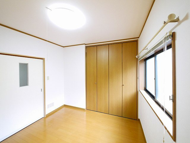 城一戸建（254）の洋室|きれいな洋室です