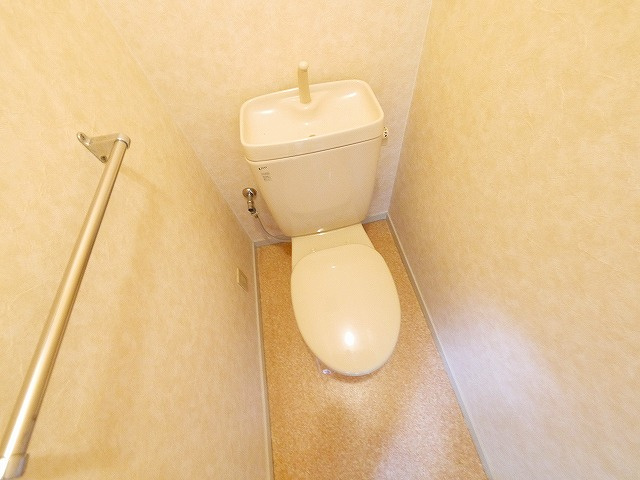 西大寺ガーデンハイツのトイレ