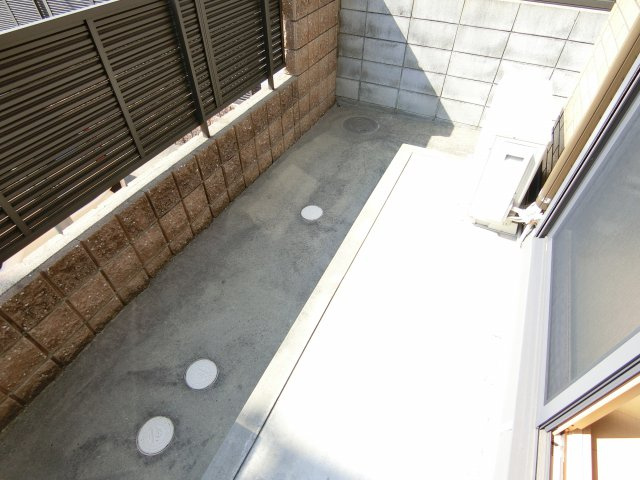 ヒルズコートのバルコニー