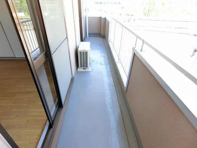 サンモール金剛のバルコニー