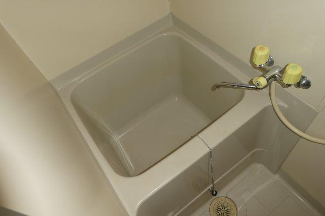 茶屋町エビスコーポの浴室