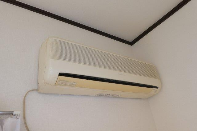 茶屋町エビスコーポの設備|エアコン