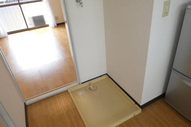 茶屋町エビスコーポのその他|洗濯機置き場