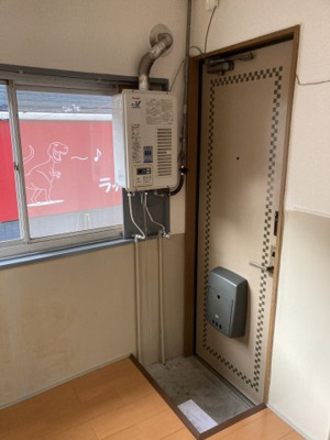 【玄関】 | 曙荘 | 曙荘（アケボノソウ）　２０２号室