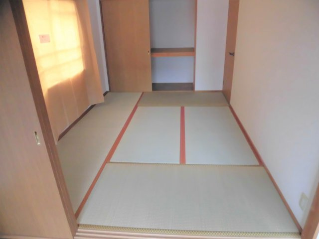 エムブレイスⅡの和室