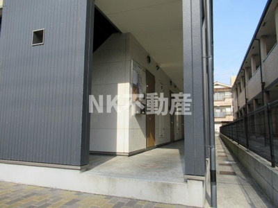 【エントランス】 | エスティームⅡ番館（八戸ノ里賃貸） | 毎日通るエントランスはこのようになっています