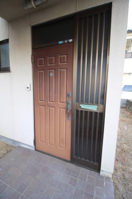 【エントランス】 | 西古松1丁目貸家