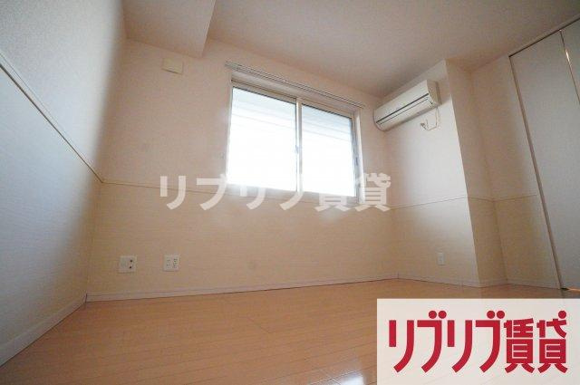 ヴェルデ神明町の洋室