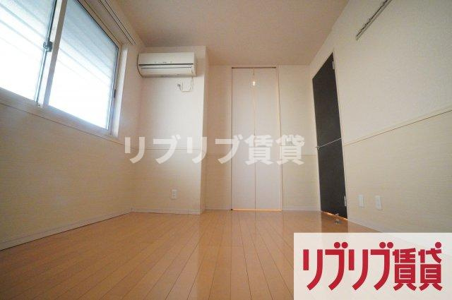 ヴェルデ神明町の洋室