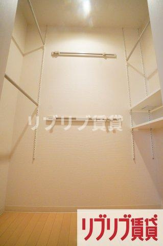 ヴェルデ神明町の収納