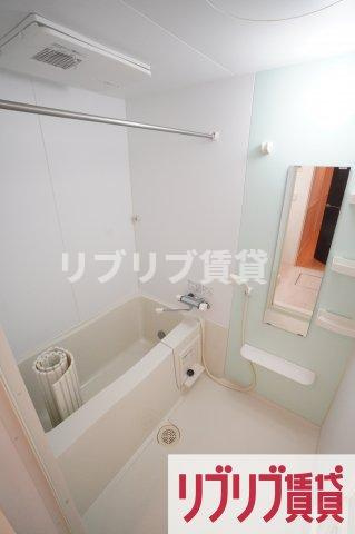 ヴェルデ神明町の浴室