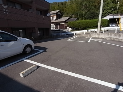 【駐車場】 | リモージュ | 駐車場