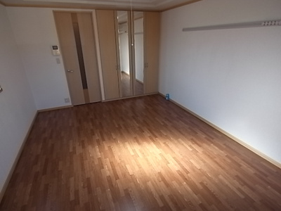 【寝室】 | リモージュ | 洋室