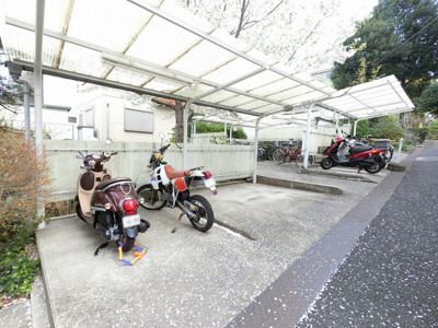 【その他共用部分】 | 日吉第弐ハイムＢ棟 | バイク置場