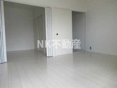 【子供部屋】 | グローリィハイツ八戸ノ里（八戸ノ里賃貸） | 洋室です