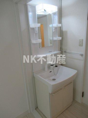 【洗面所】 | グローリィハイツ八戸ノ里（八戸ノ里賃貸） | 使いやすい洗面所です
