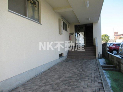 【エントランス】 | グローリィハイツ八戸ノ里（八戸ノ里賃貸） | エントランスです