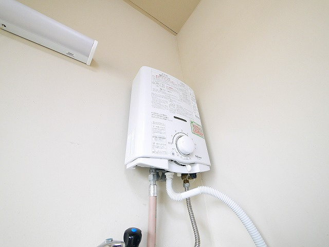 グランコートⅡ番館の設備|給湯器あります