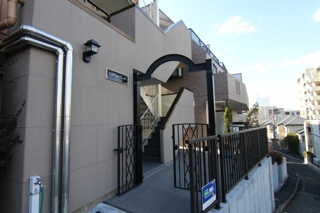ヒルハイツ日吉の外観パース|別部屋の参考写真です。