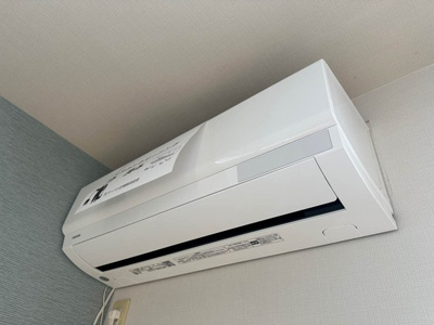 【設備】 | ダンデリオン | 暑い夏や寒い冬に大活躍のエアコン付きです☆冷暖房完備で1年中快適に過ごせます♪