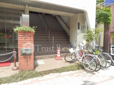 【エントランス】 | 金桜堂ビル