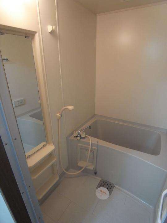 パルシオ三宮フラワーロードの浴室