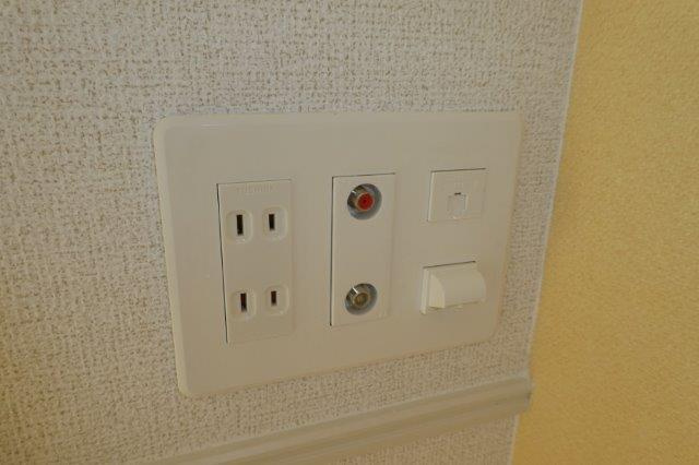 プレインカーサ５の設備|ＴＶジャック・電話モジュラー