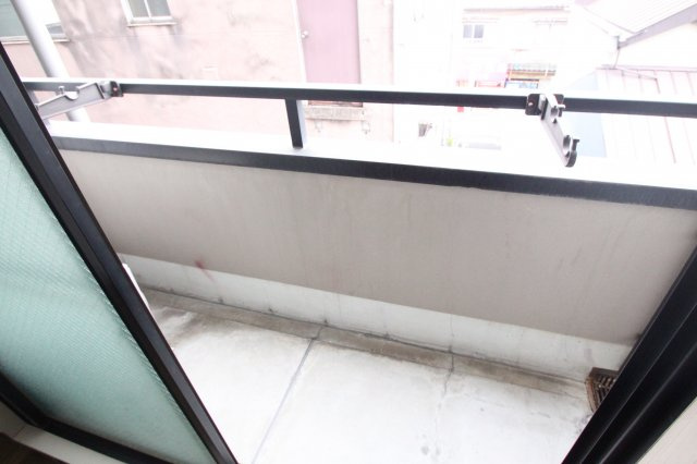 グローバルエイシンのバルコニー