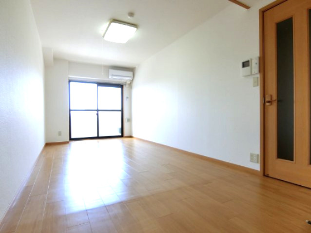 エレガンシア金剛の居間・リビング