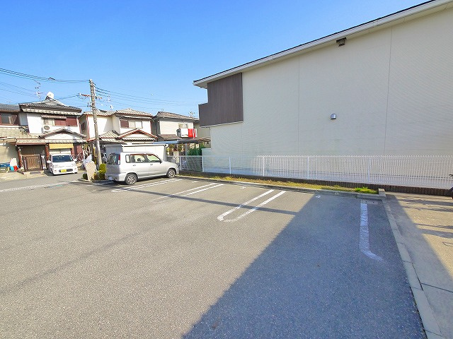 ジェントルハウスの駐車場|駐車場完備です