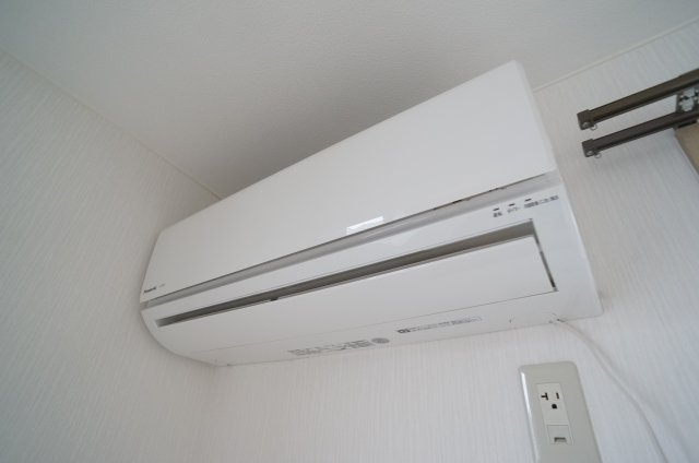 コンフォール売布の設備|エアコン1基ついています。