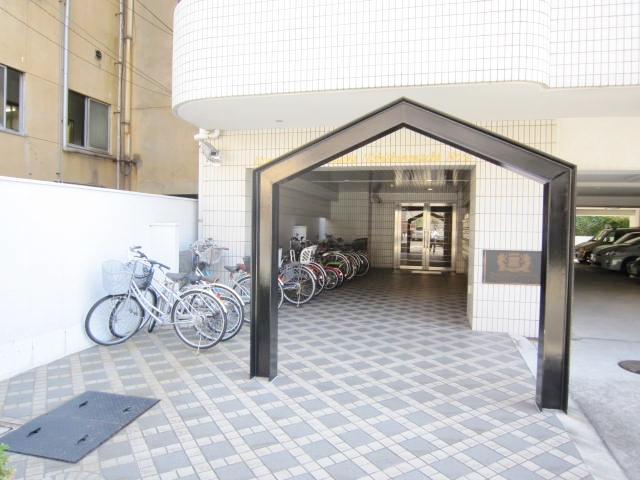 ライオンズマンション明石西新町第2のエントランス