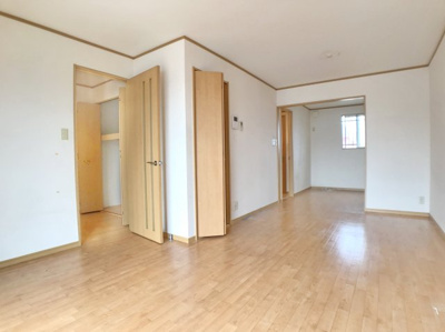 【居間・リビング】 | ウエストパレス