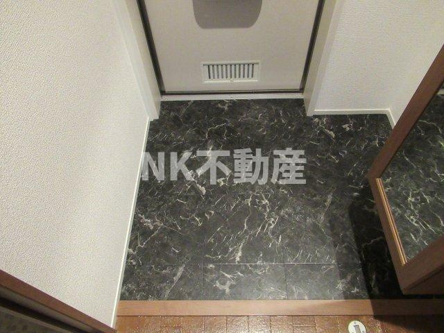 【玄関】 | プレミール御幸（瓢箪山賃貸） | シンプルで使いやすい玄関です