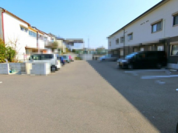 パナコート田園の駐車場