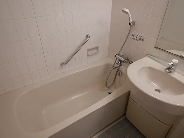 コート住吉の浴室
