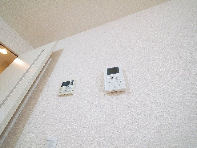 グランドール（法華寺町）のセキュリティ|モニター付きインターホンです